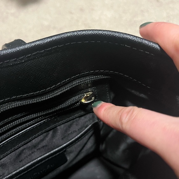 Michael Kors Tote in Black with Charm - Picture 14 of 16